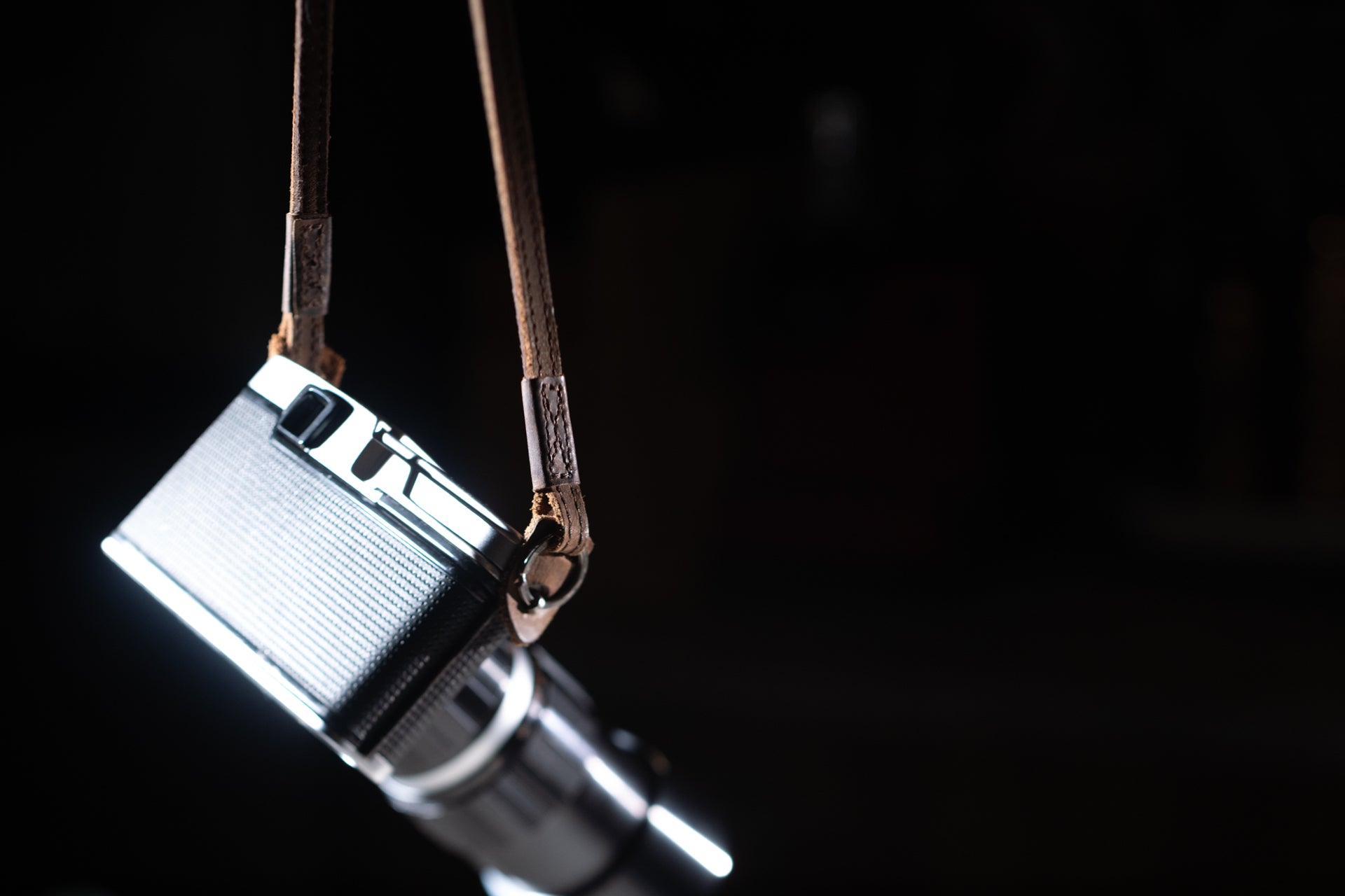 classic retro camera strap for film cameras