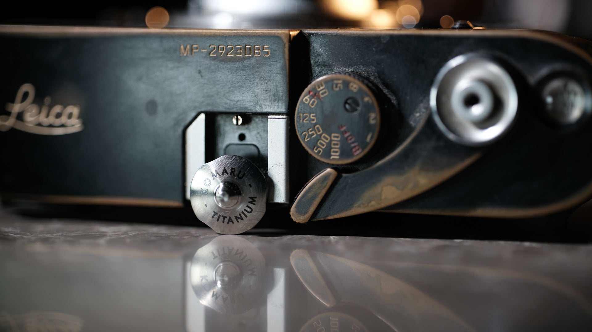 Soft release button Titanium