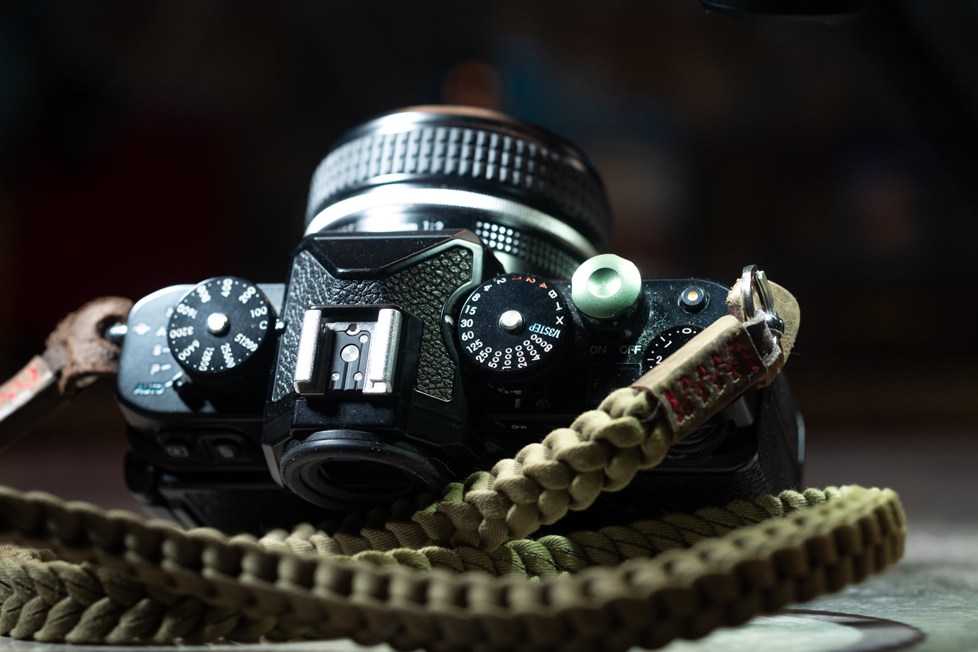 Komaru soft release button